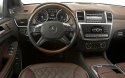 2013-mercedes-benz-gl550-4matic-cockpitjpg.jpg