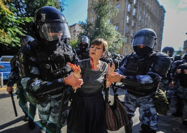 Космонавты.jpg