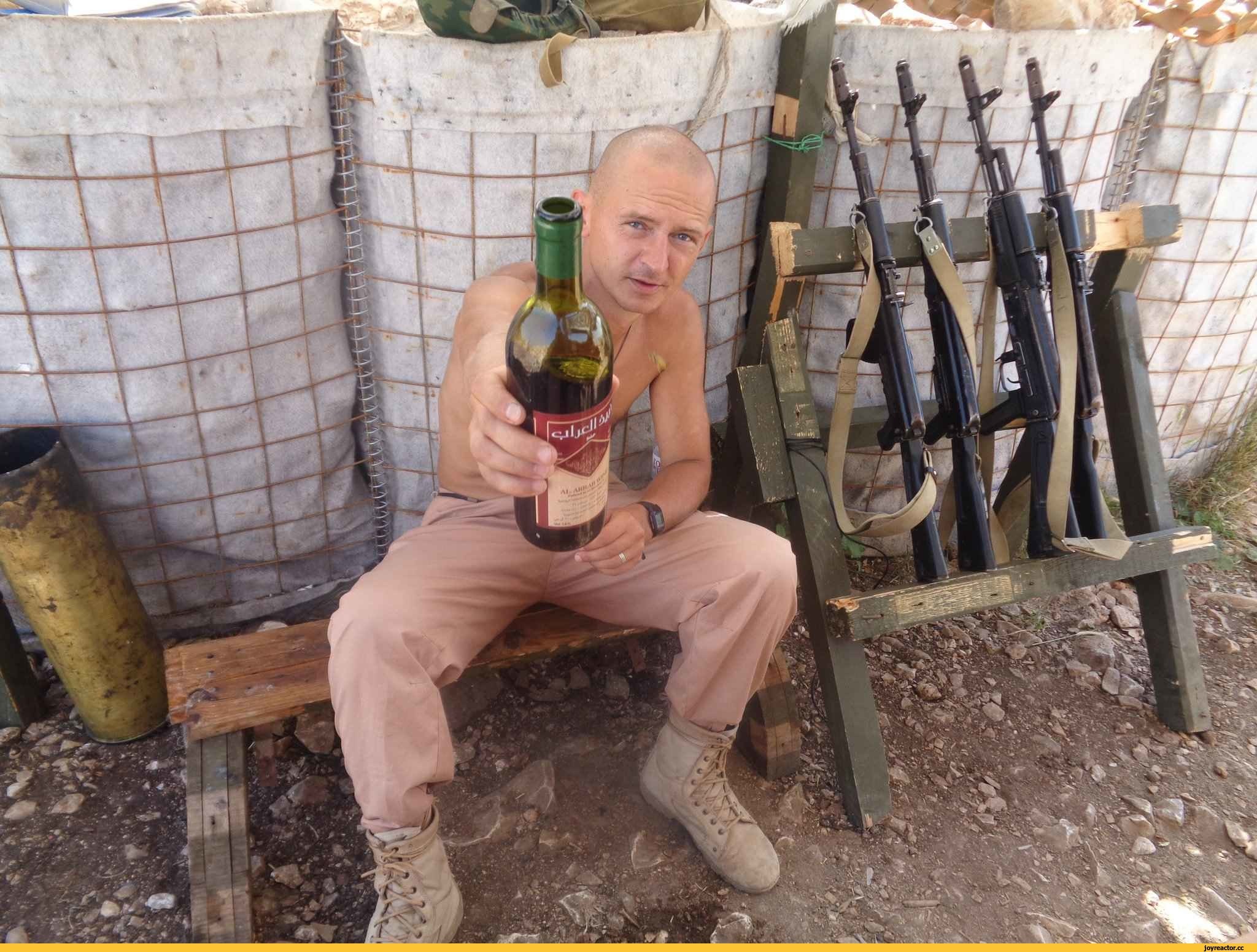 Сирия-война-в-Сирии-Российская-армия-вино-3243474.jpeg