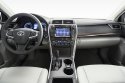 2015-toyota-camry-xle-interior-2.jpg